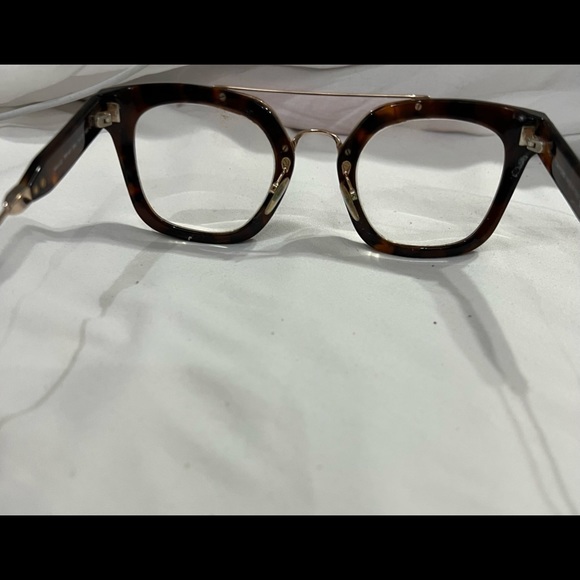 Prescribed brownTom Ford - Picture 2 of 10